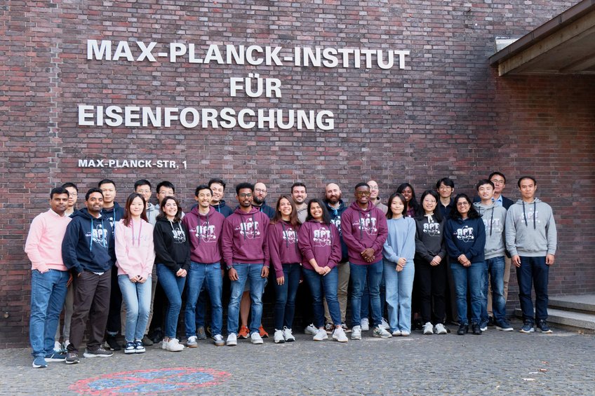 Copyright Max-Planck-Institut für Eisenforschung GmbH Copyright Max-Planck-Institut für Eisenforschung GmbH