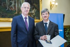 Prof. Jörg Neugebauer, director of the Max-Planck-Institut für Eisenforschung (to the right) and Prof. Jiri Drahos, president of the Czech Academy of Sciences, at the Ernst Mach Medal award ceremonyl.
