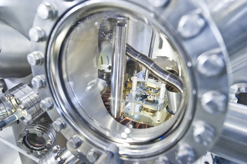 Blick in eine Kammer des Ultrahochvakuum-Clusters Blick in eine Kammer des Ultrahochvakuum-Clusters