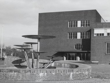 08: Das Max-Planck-Institut für Eisenforschung seit den 1950er Jahren