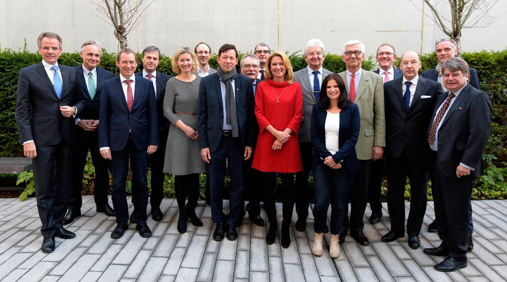 Gründungsmitglieder des Vereins zur Förderung der Wissensregion Düsseldorf.