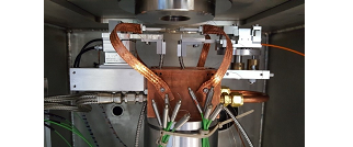 Development and applications of a high temperature nano-/micro mechanics device with a novel temperature measurement approach