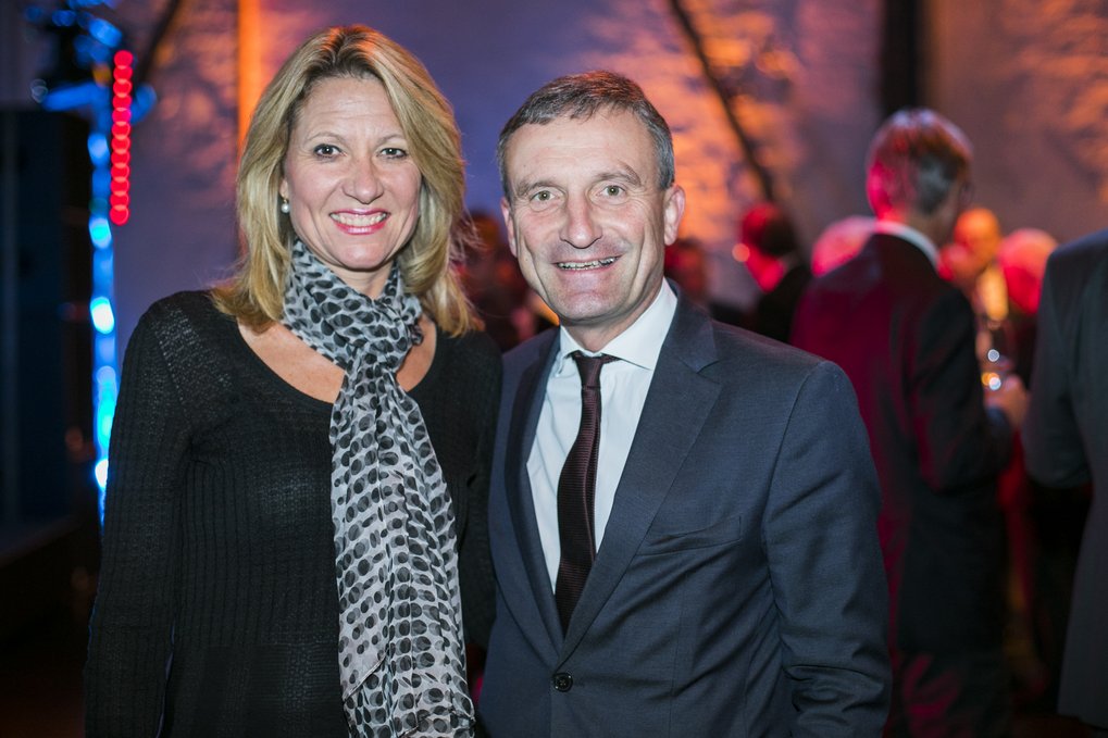 Prof. Anja Steinbeck, Rektorin der HHU Düsseldorf, zusammen mit Oberbürgermeister Thomas Geisel.