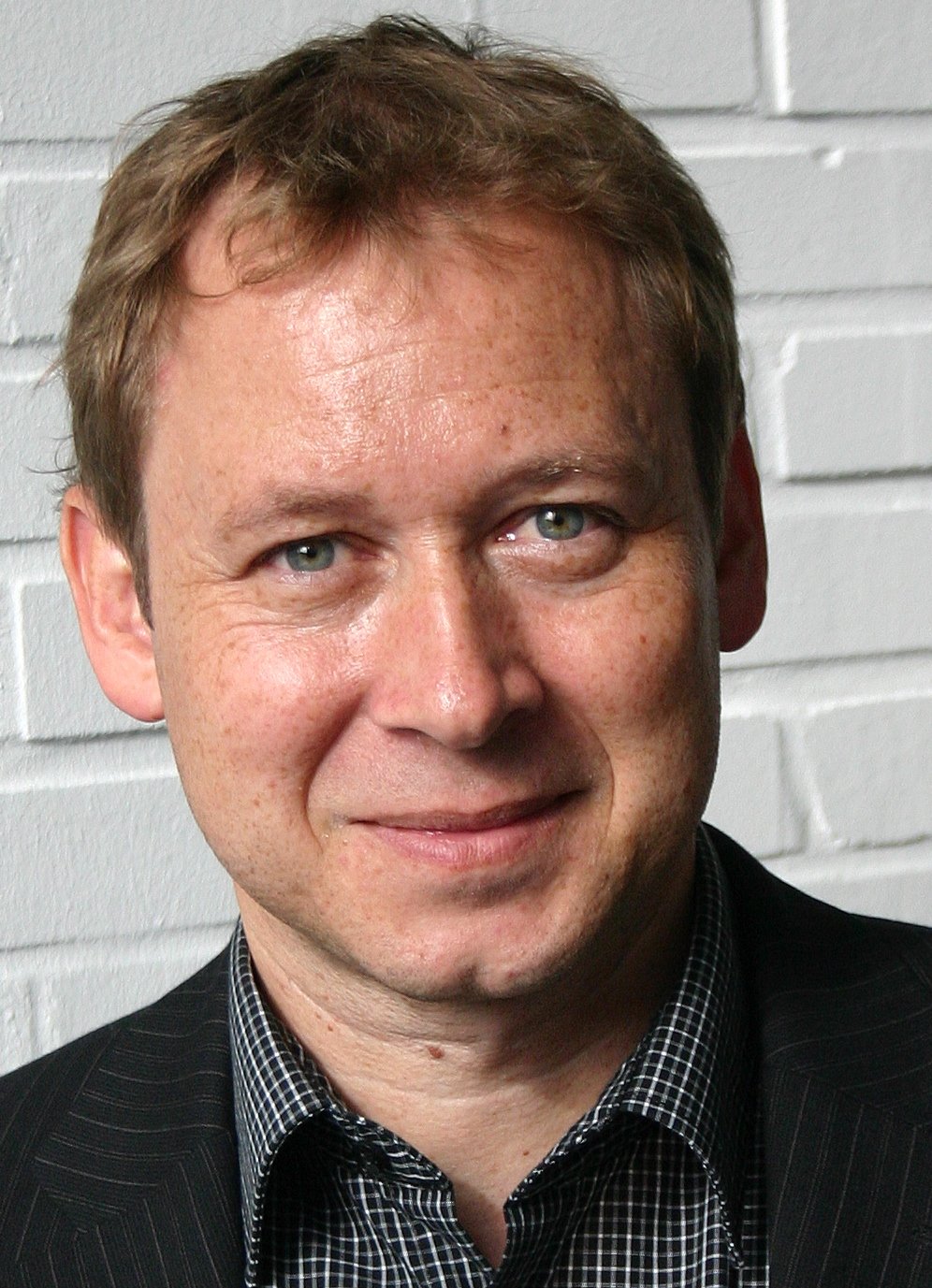 Gerhard Dehm