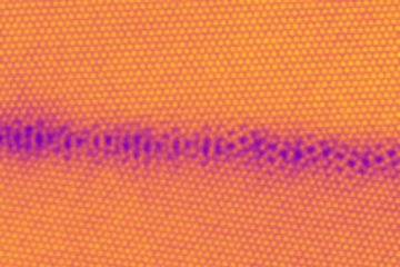 The atomic structure and transitions of grain boundaries in copper