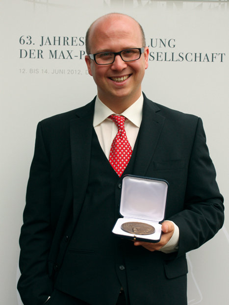 Dr. Fritz Körmann