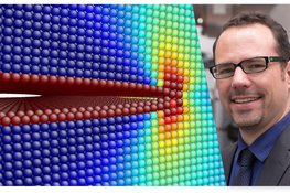 How will materials fail? Basic simulations on experimental data