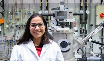 Dr. Khushubo Devi is the first Henriette Hertz awardee at the MPIE. She works on iron ore reduction with hydrogen. Dr. Khushubo Devi is the first Henriette Hertz awardee at the MPIE. She works on iron ore reduction with hydrogen.