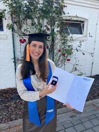 Rasa Changizi with the borchers badge for her excellent thesis on lanthanide-doped niobates Rasa Changizi with the borchers badge for her excellent thesis on lanthanide-doped niobates