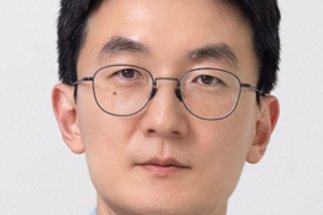 Prof. Yoon Seok Jung