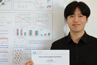 Hao Chen has been awarded a Poster Commendation at the Psi-k Conference in Lausanne, Switzerland. His poster, ranked among the best 8% of contributions, presented how defects influence the physics and stability of iron oxides. Person standing next to a scientific poster and holds a poster commendation certificate.