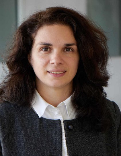 Image of Prof. Oana Cojocaru-Mirédin
