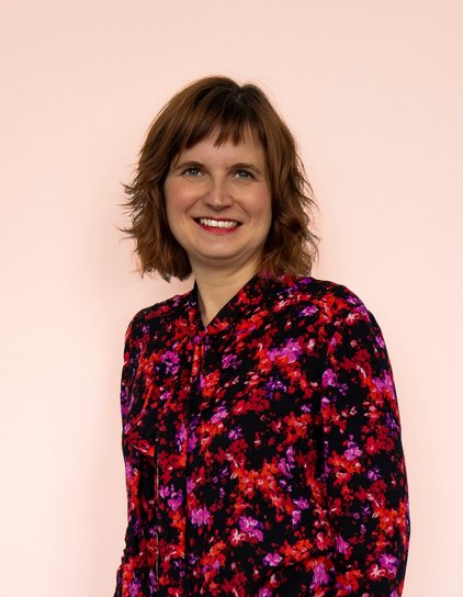 Image of Dr. Katja Hübel